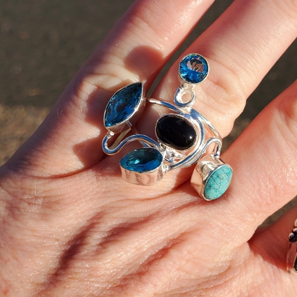 New Twisted Black Onyx, Turquoise and Blue Topaz Silver Ring. - Picture 10 of 12